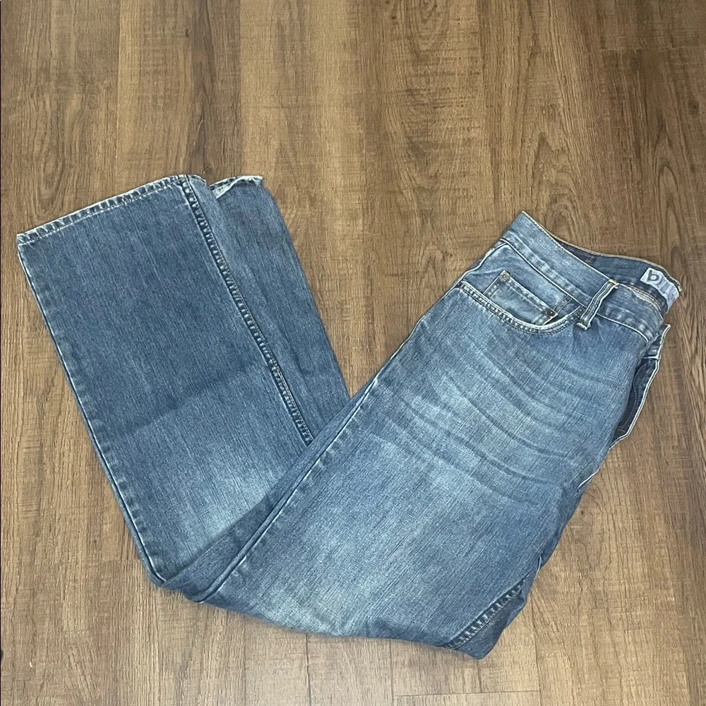 Bullhead Men's Straight Blue Jeans - Picture 1 of 4